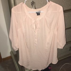 Light pink Torrid blouse Size 2 or 18/20.